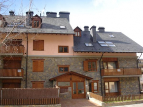 Apartamentos wifi Baqueira & Aigüestortes con jardín privado